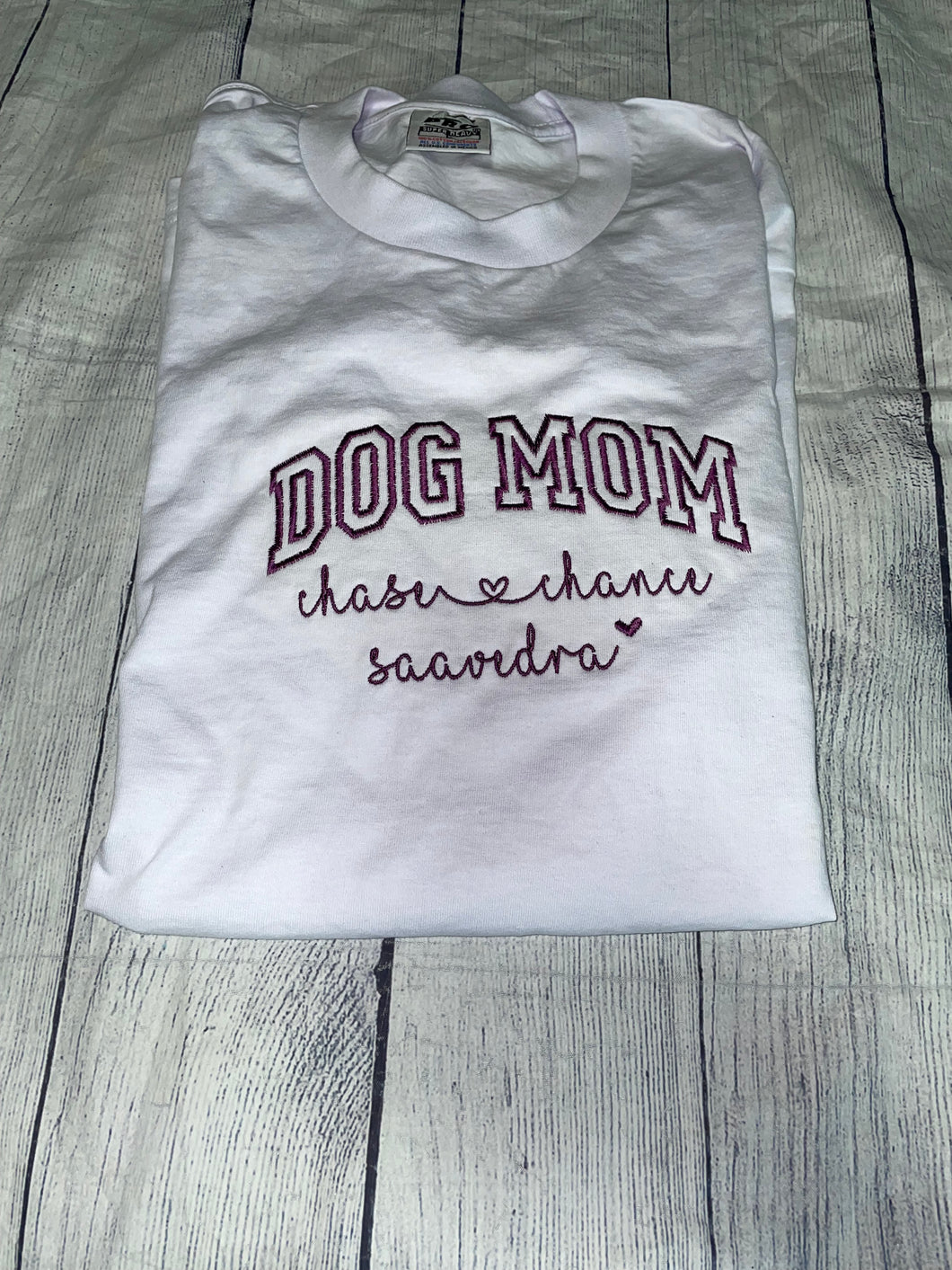 Dog Mom embroidered tee